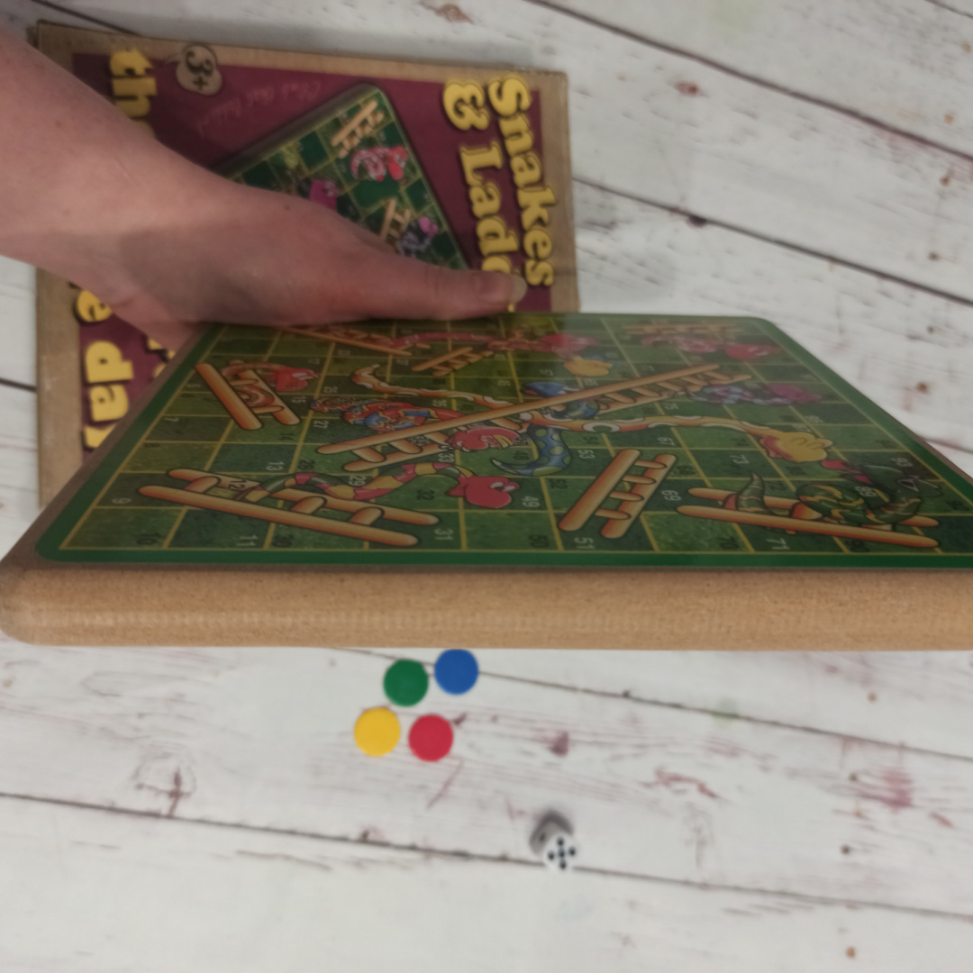 Gra Snakes and Ladders drewniana